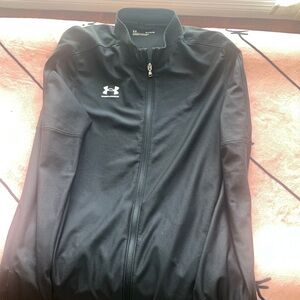 Under armour sweatshirt